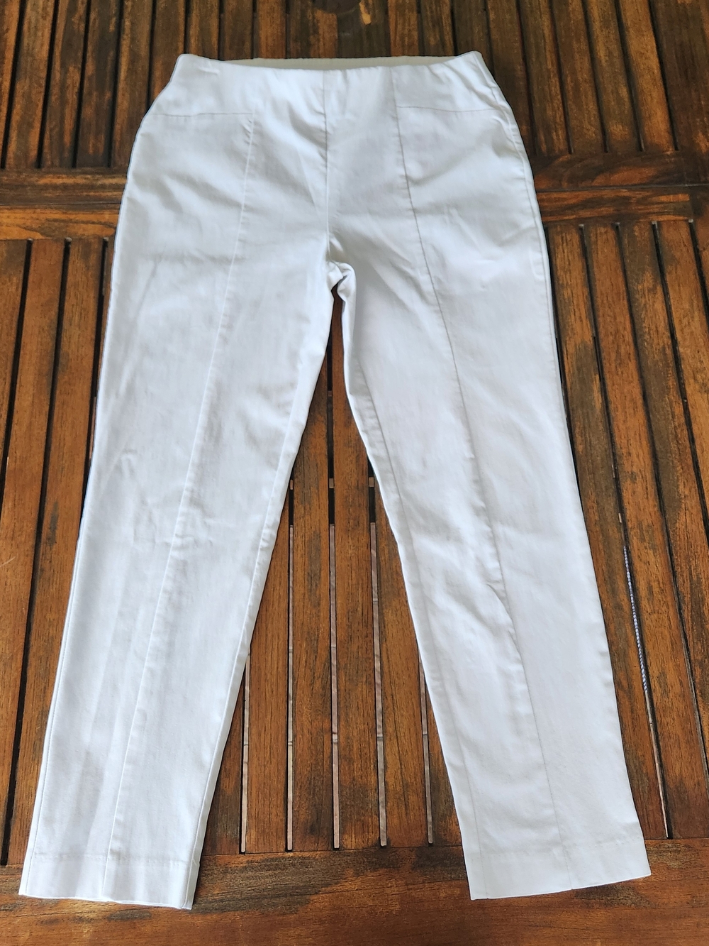 Women's Chico's So Slimming Ivory Cropped Ankle Pants Size .5/Small Pintuck